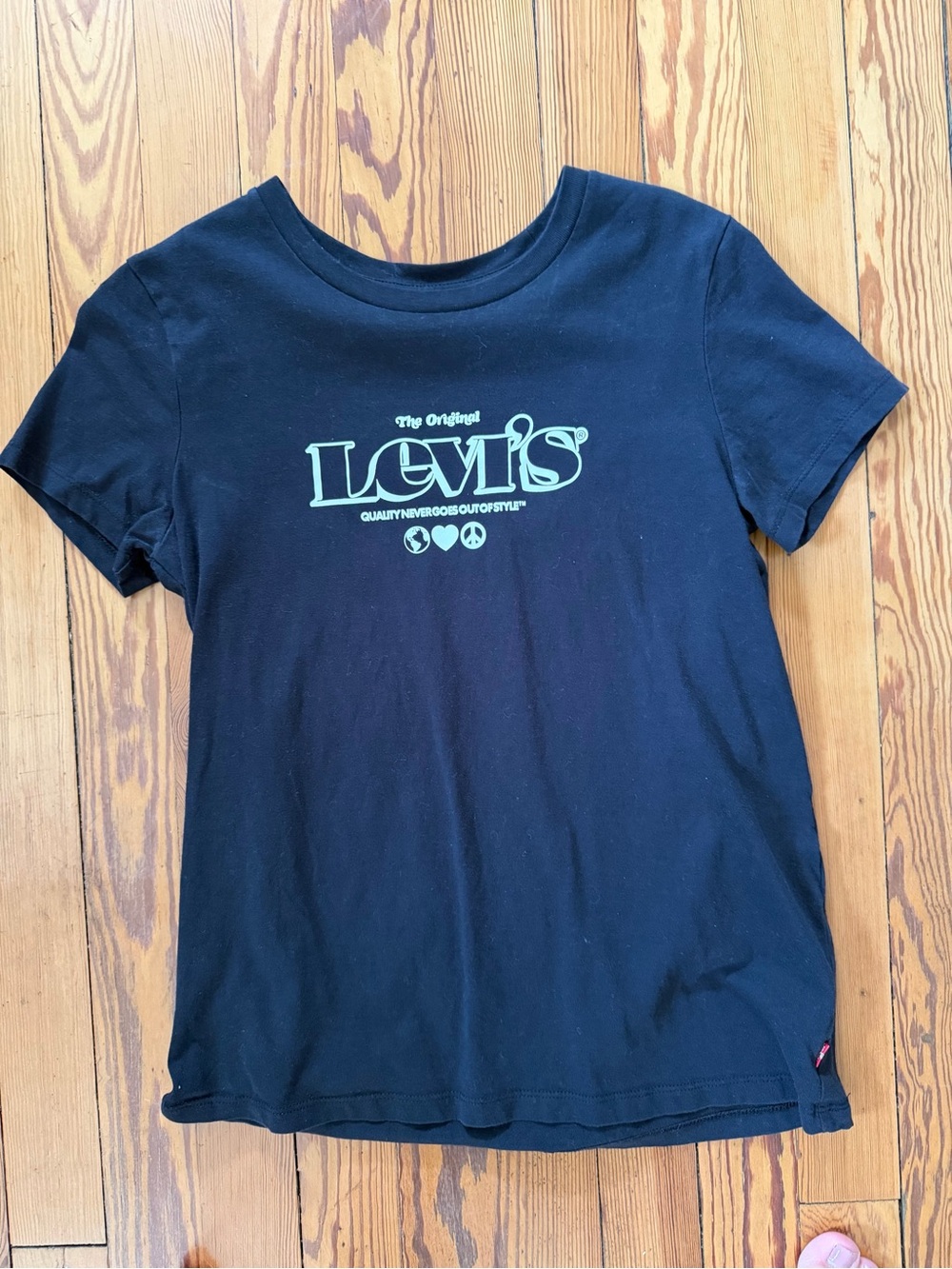 Levi’s The Original Logo Graphic T-Shirt Black Women’s Small